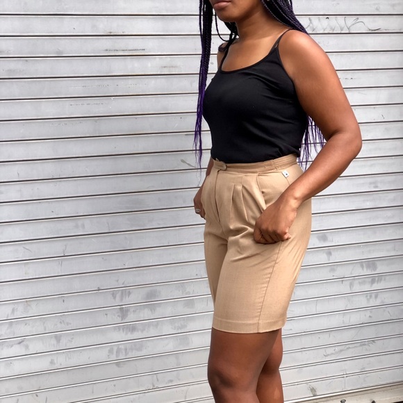 Pants - High waisted shorts